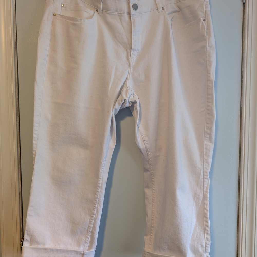 White Cropped Jeans
